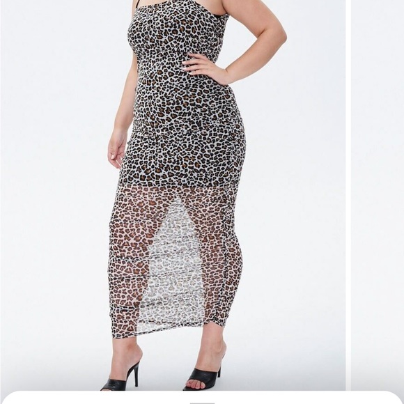 Forever 21 Plus Size Leopard Midi Dress - Picture 2 of 2